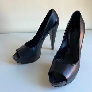 Sergio Rossi heels! made in Italy, leather. Used with love! Size 9 US